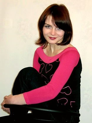 Viktoria (39) aus Agentur R... auf www.partnervermittlung-frauen-aus-polen.de (Kenn-Nr.: 507105)